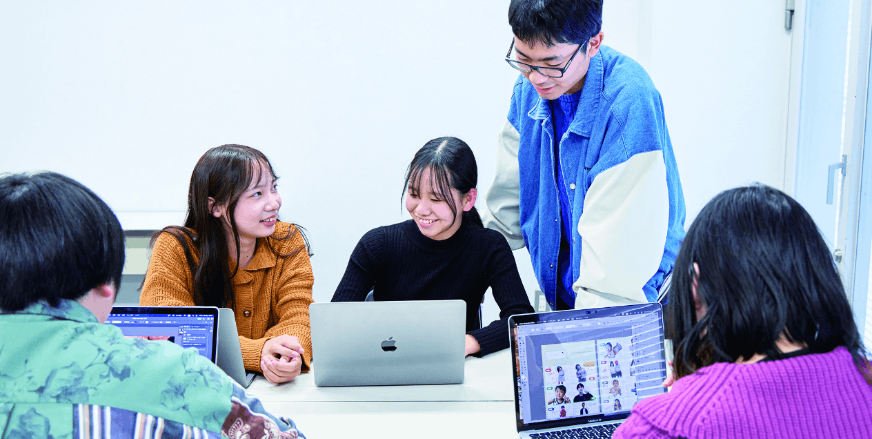 ゲーム・VRクリエイター学科2コースでコラボして作品を制作！