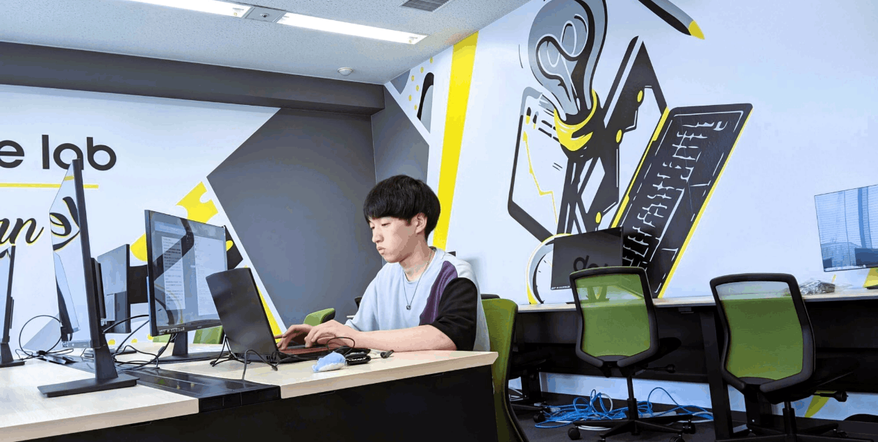 クリエイティブラボで制作スキルを磨く！