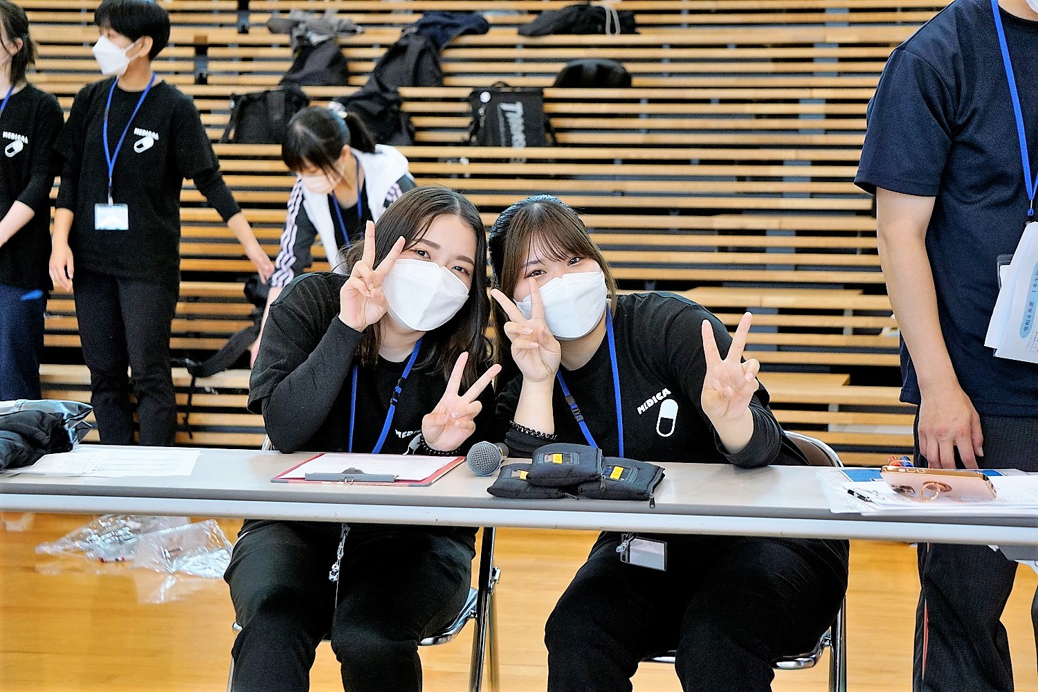全15学科の１年生が集まって一年生研修をおこないました！
