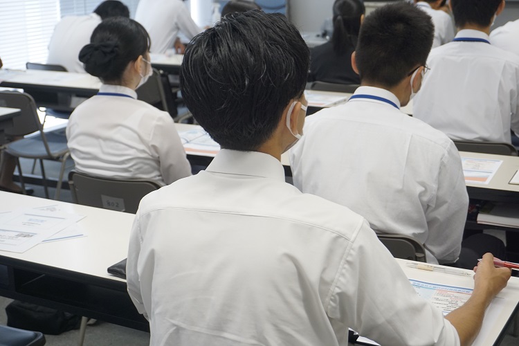 全国銀行協会の方から銀行界の最新の動向について聞きました！