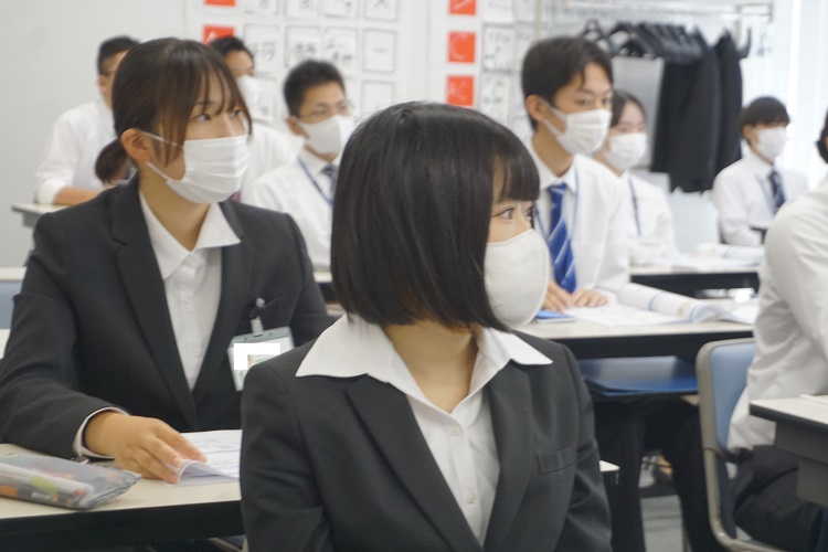 全国銀行協会の方から銀行界の最新の動向について聞きました！