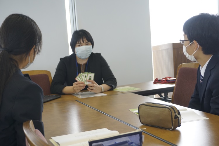 後楽館高等学校の1年生が学校見学に来てくれました！