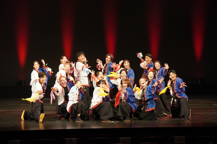 OICうらじゃ連『乱舞華風』がうらじゃ披露♫