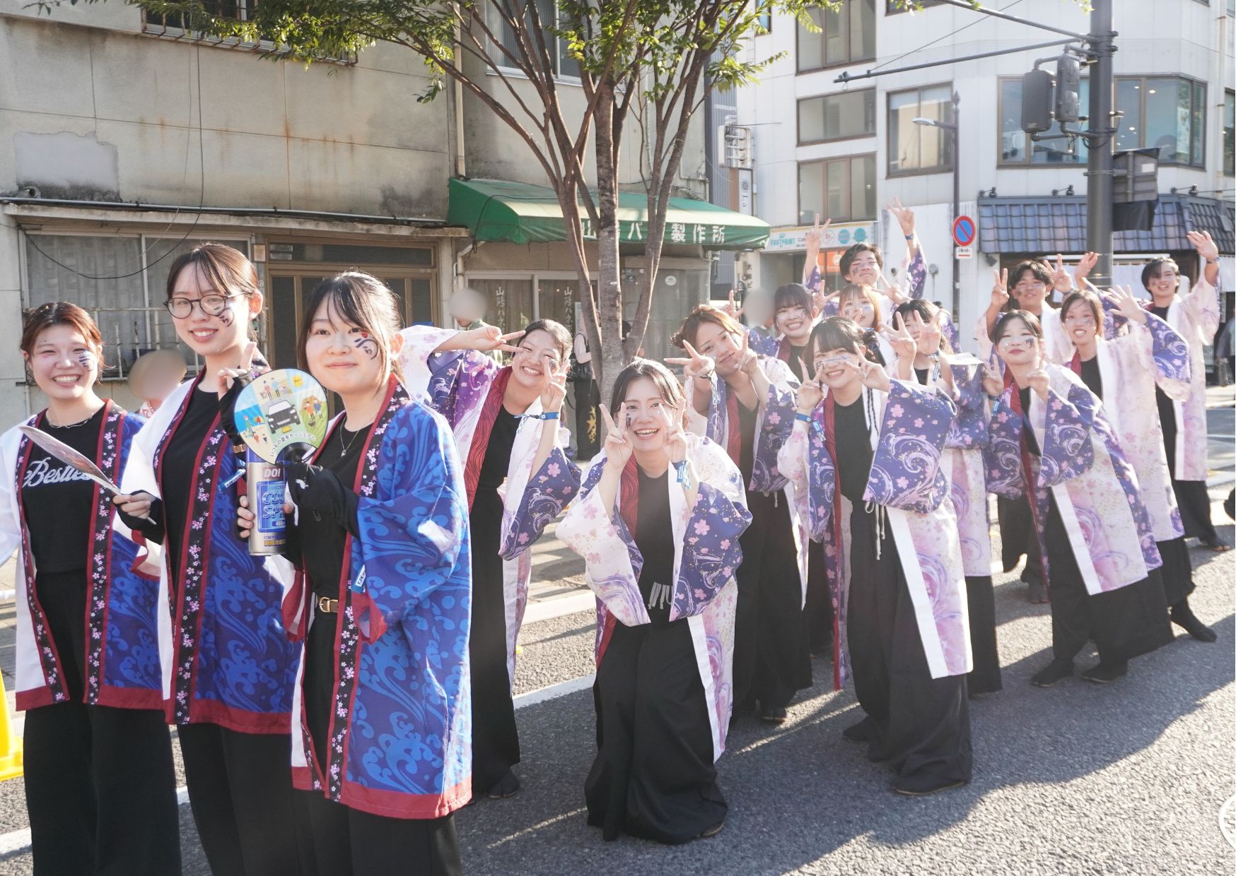 OICうらじゃ連『乱舞華風』がうらじゃ披露★