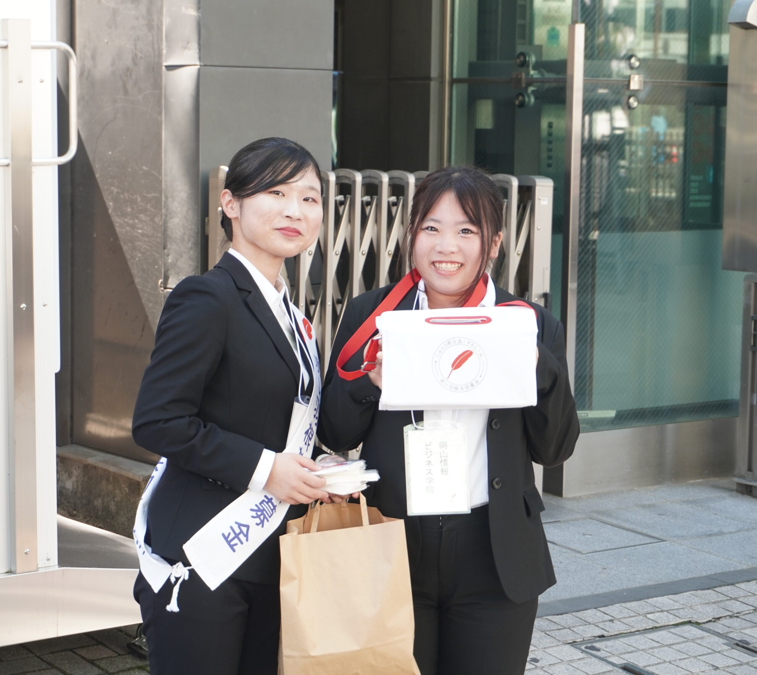 募金運動のボランティアに参加しました！